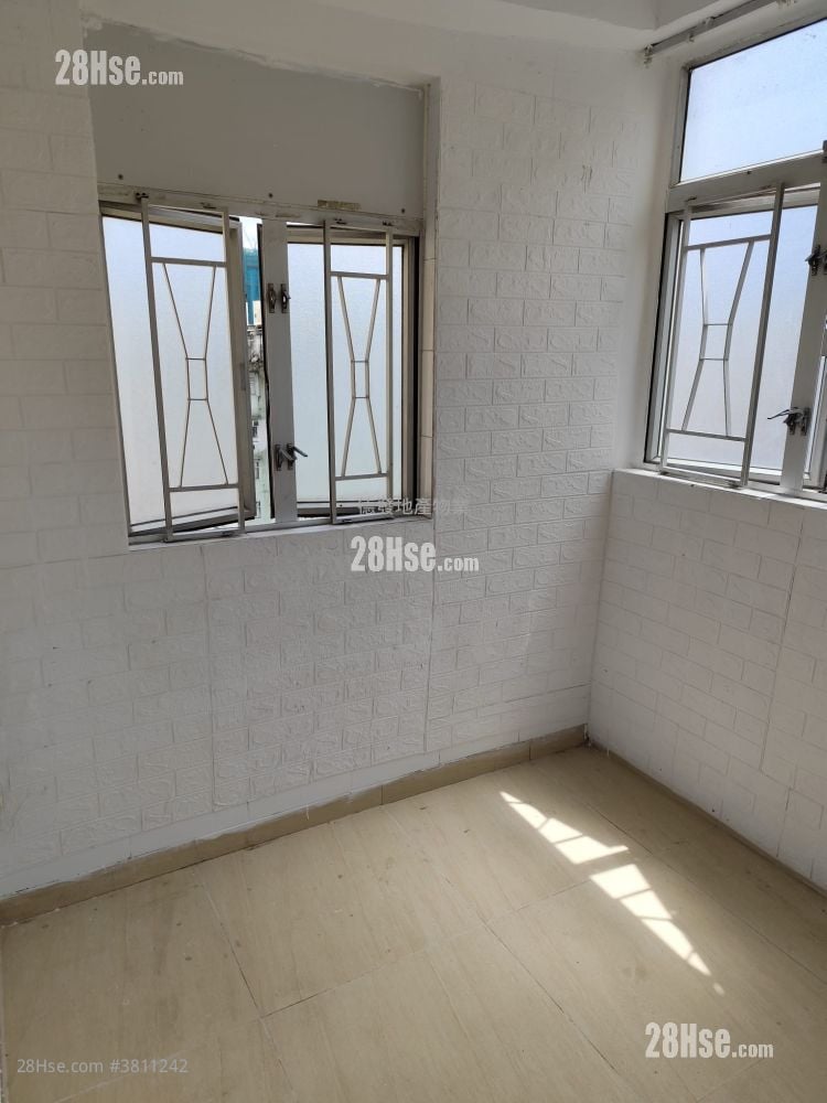 千岁大厦 租盘 1 房 , 1 浴室 190 平方尺