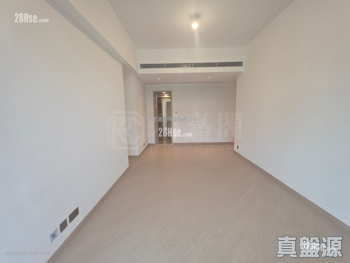 名鑽 租盤 3 房 , 2 浴室 821 平方呎