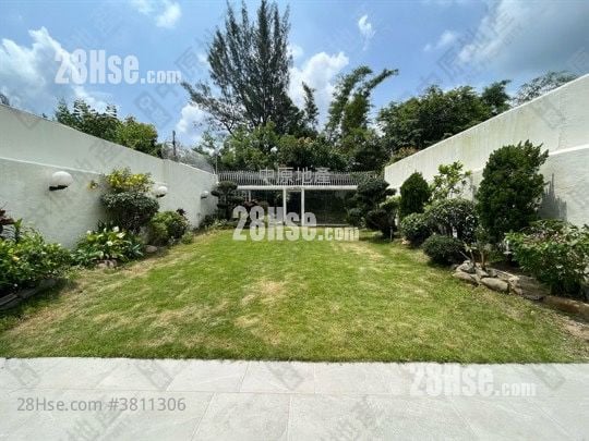 Greenwood Terrace Sell 3 Bedrooms , 3 Bathrooms 1,692 ft²