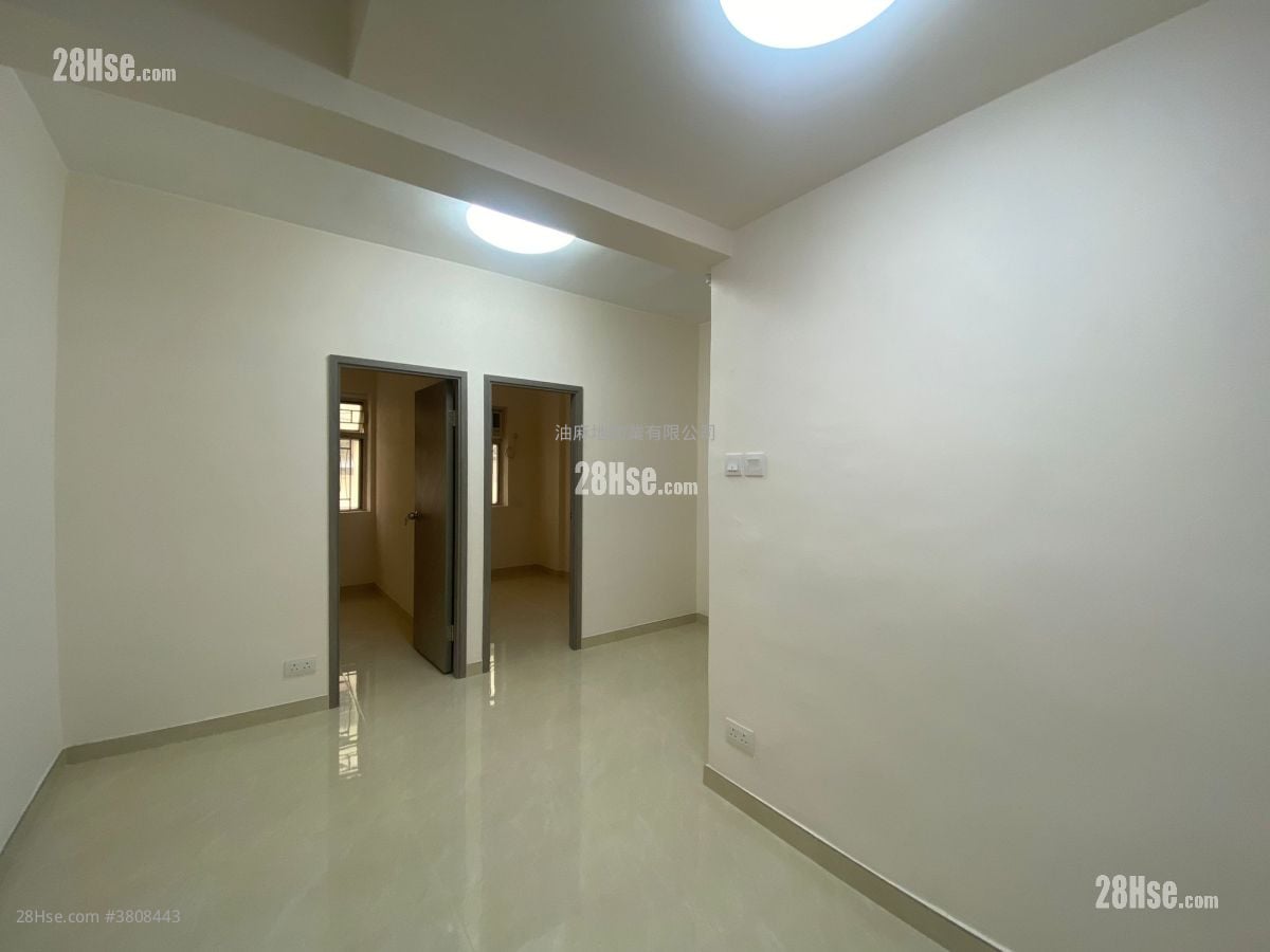 广裕大厦 售盘 2 房 , 1 浴室 390 平方尺