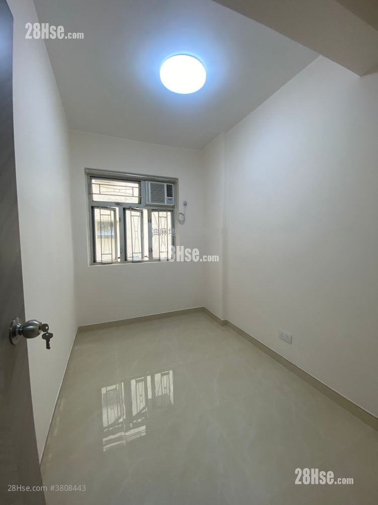 广裕大厦 售盘 2 房 , 1 浴室 390 平方尺