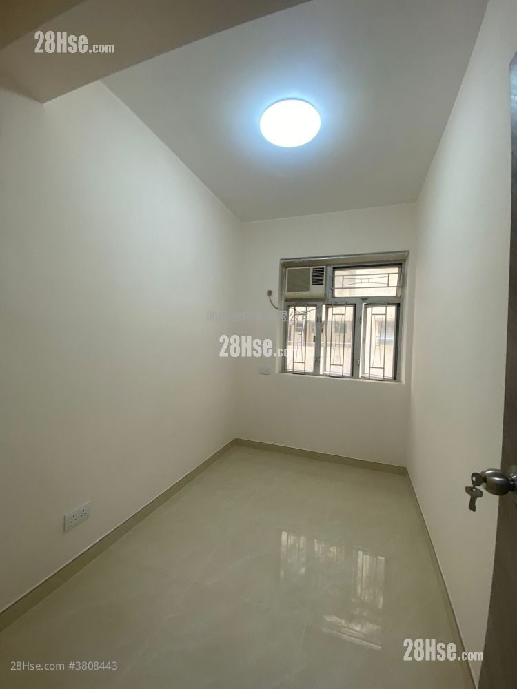 广裕大厦 售盘 2 房 , 1 浴室 390 平方尺