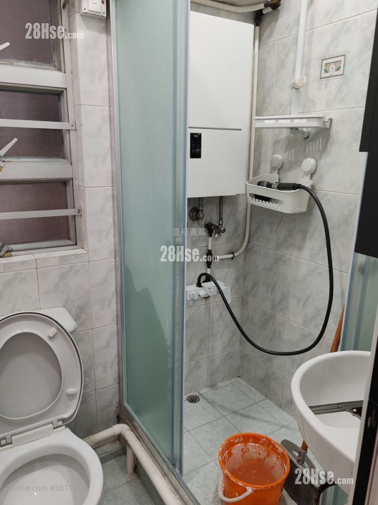 嘉荣大厦 租盘 1 房 , 1 浴室 304 平方尺