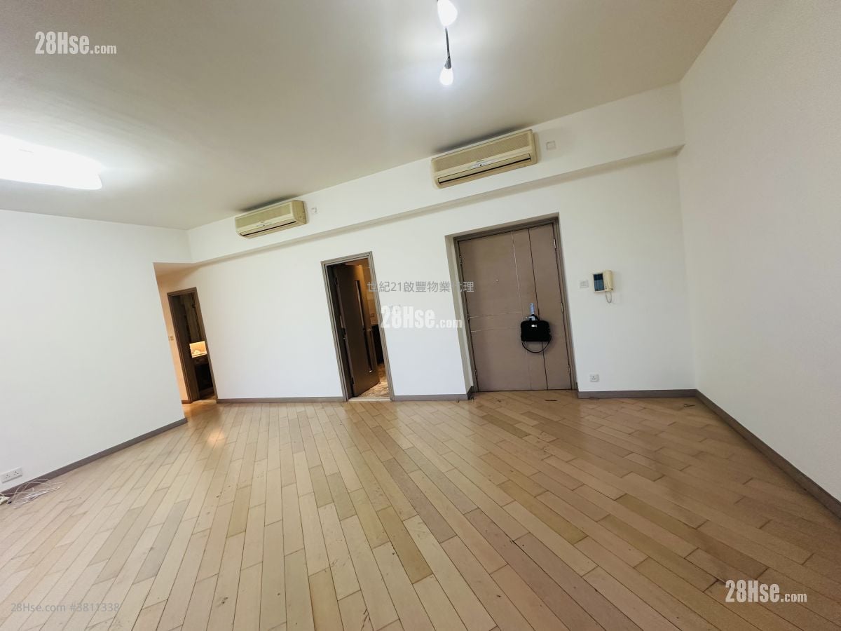 The Latitude Sell 4 Bedrooms , 4 Bathrooms 1,333 ft²