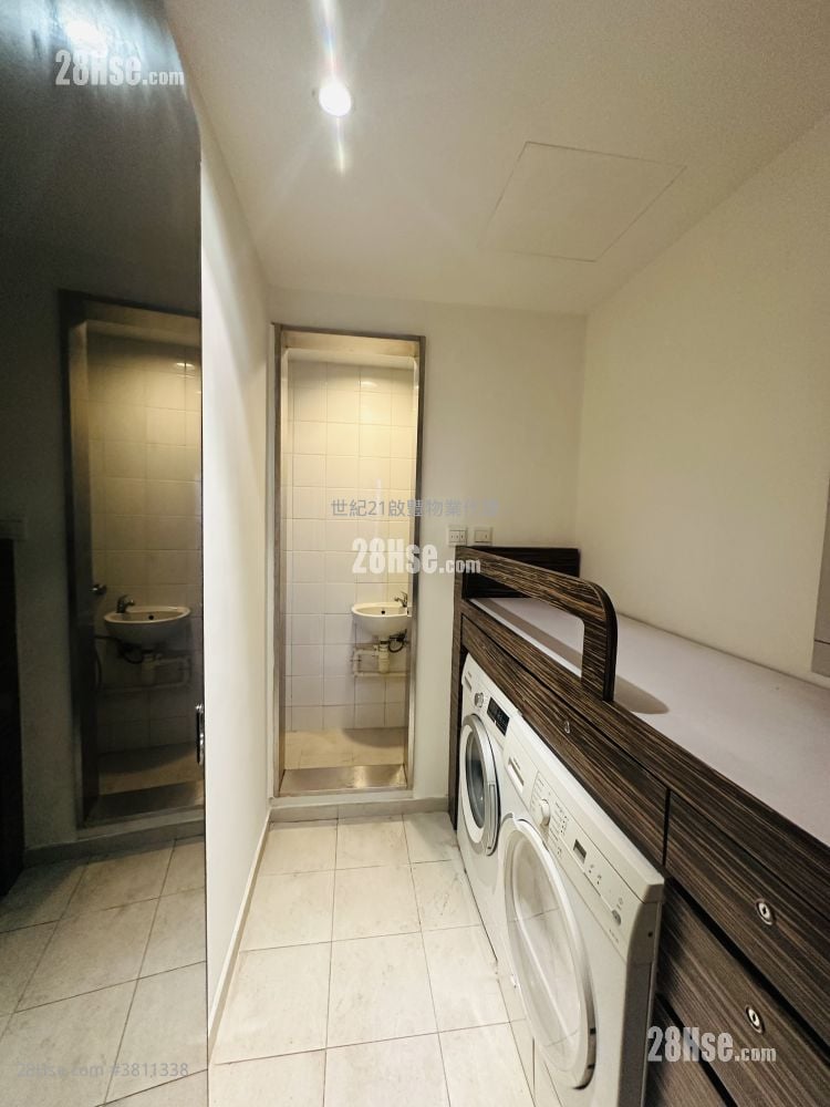 The Latitude Sell 4 Bedrooms , 4 Bathrooms 1,333 ft²