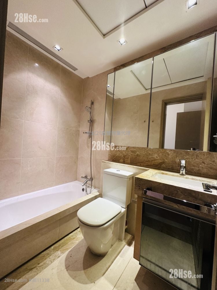 The Latitude Sell 4 Bedrooms , 4 Bathrooms 1,333 ft²