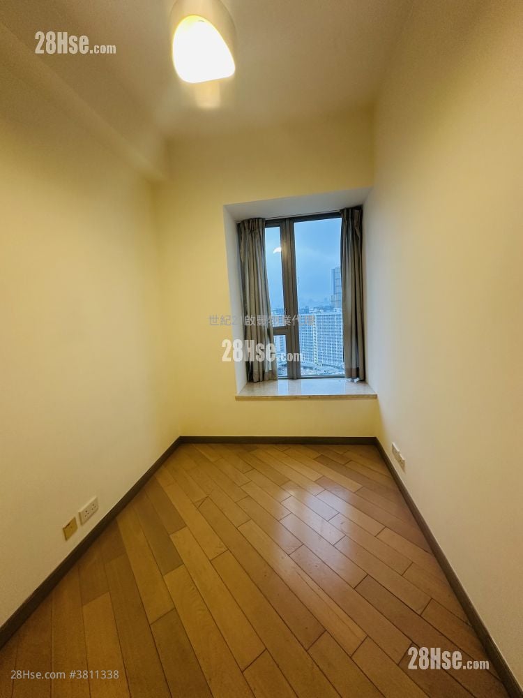 The Latitude Sell 4 Bedrooms , 4 Bathrooms 1,333 ft²