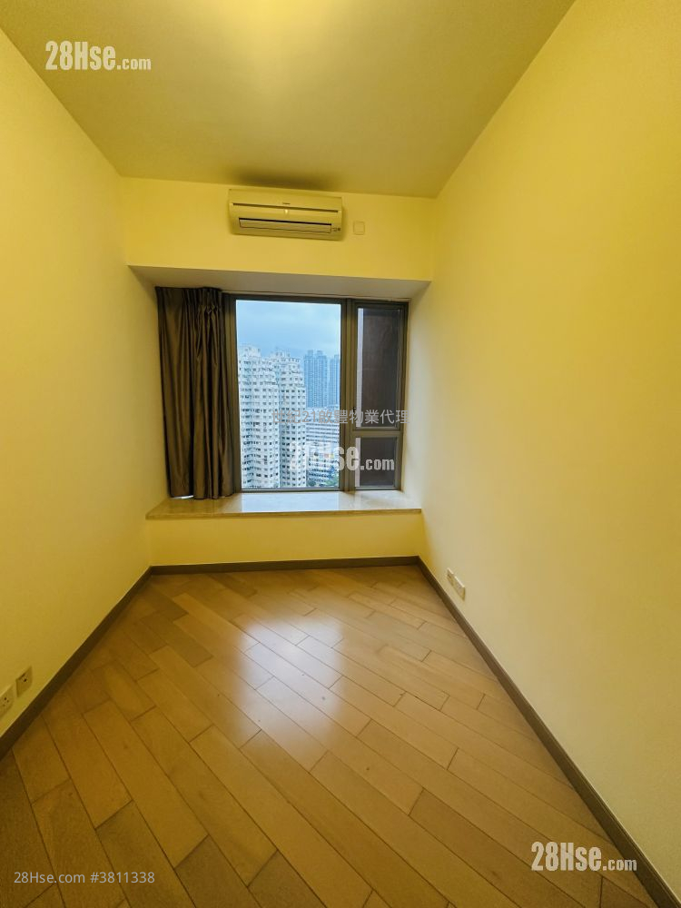 The Latitude Sell 4 Bedrooms , 4 Bathrooms 1,333 ft²