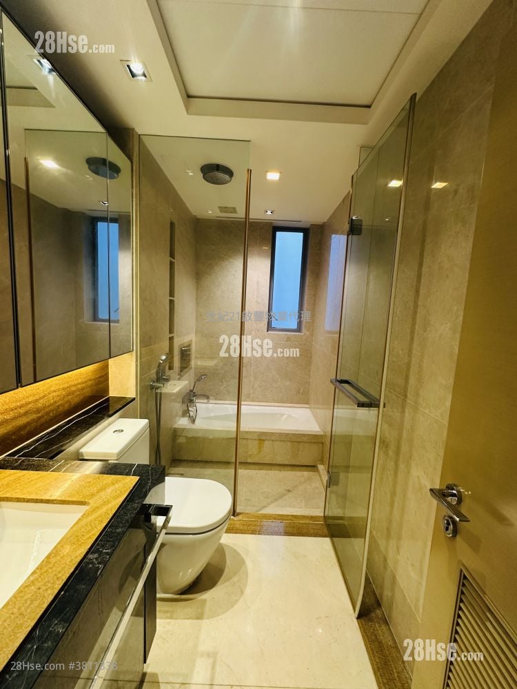 The Latitude Sell 4 Bedrooms , 4 Bathrooms 1,333 ft²