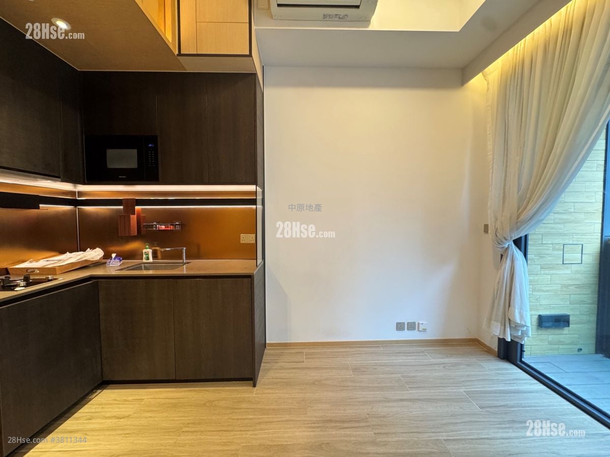 利奥坊曦岸 租盘 1 房 259 平方尺