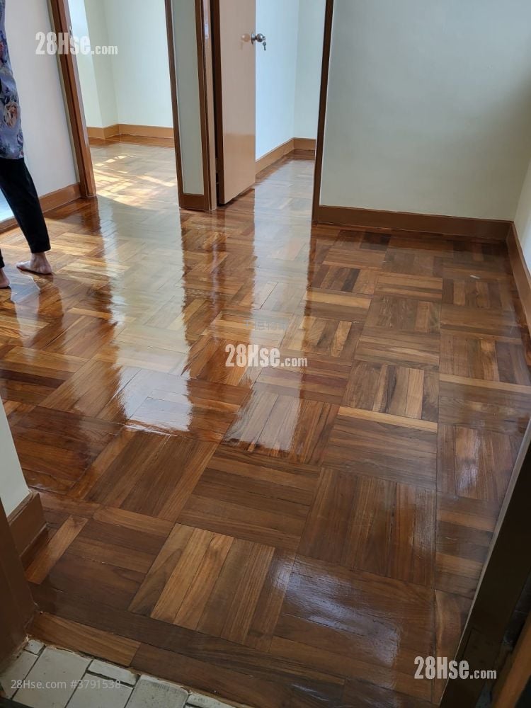 裕成大厦 售盘 2 房 272 平方尺