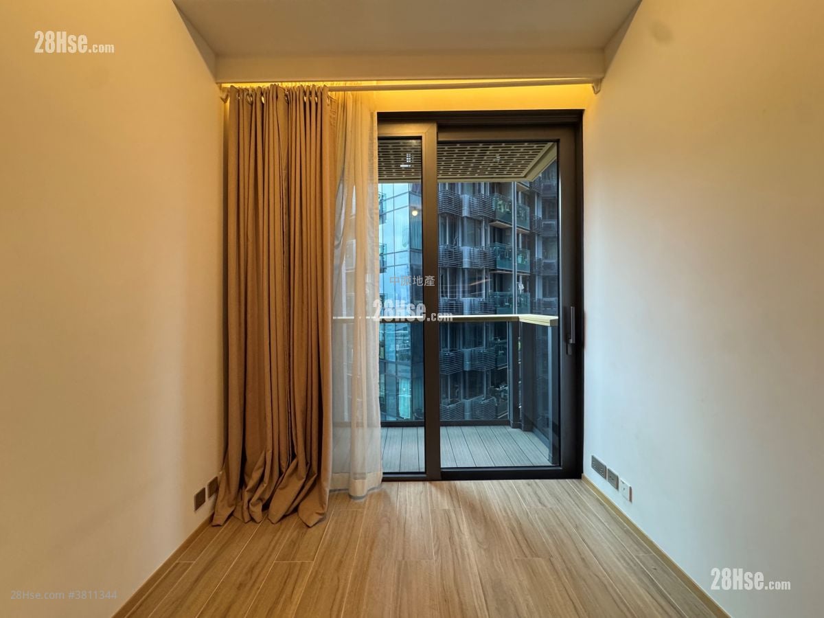 利奥坊曦岸 租盘 1 房 259 平方尺