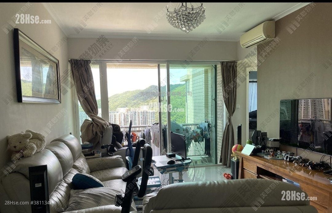 领都 售盘 4 房 , 3 浴室 976 平方尺