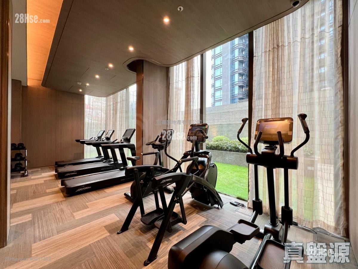 名钻 租盘 2 房 , 1 浴室 423 平方尺