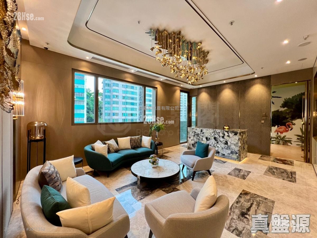 名钻 租盘 2 房 , 1 浴室 423 平方尺