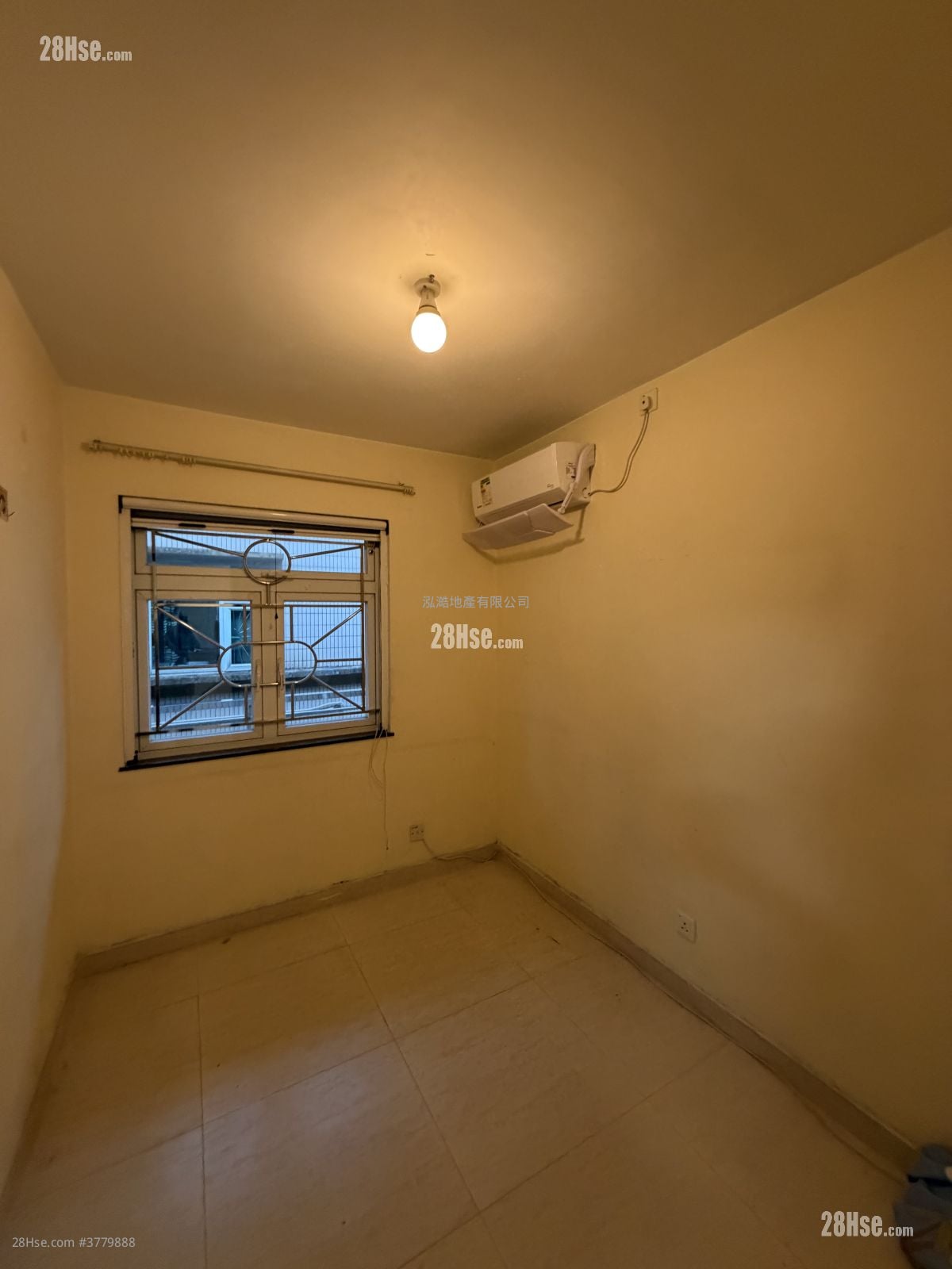 Village Sell 3 Bedrooms , 1 Bathroom 700 ft²