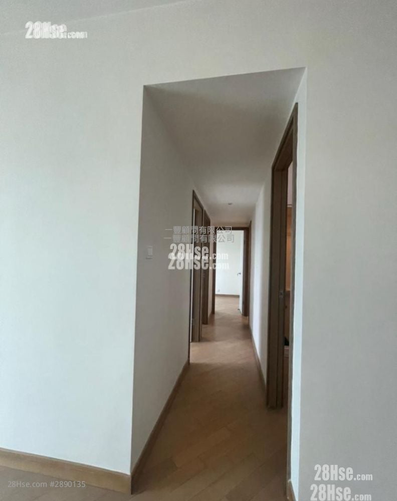 Florient Rise Rental 3 Bedrooms , 1 Bathroom 819 ft²