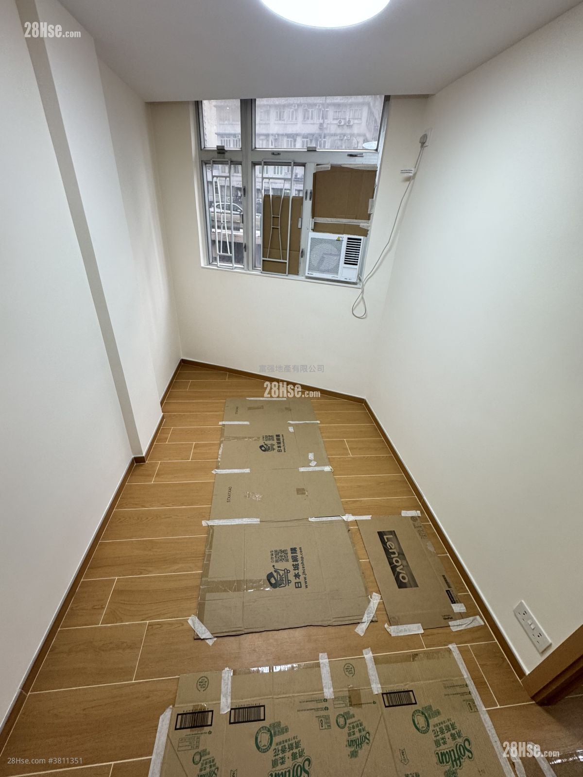 单幢楼房 租盘 2 房 , 1 浴室 350 平方尺