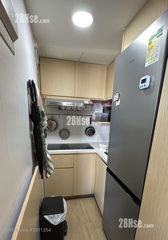 Uptown Plaza Sell 2 Bedrooms , 1 Bathroom 465 ft²