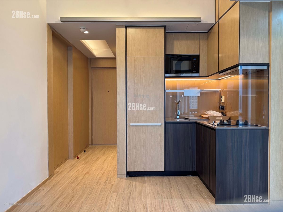 Cetus Square Mile Rental 417 ft²