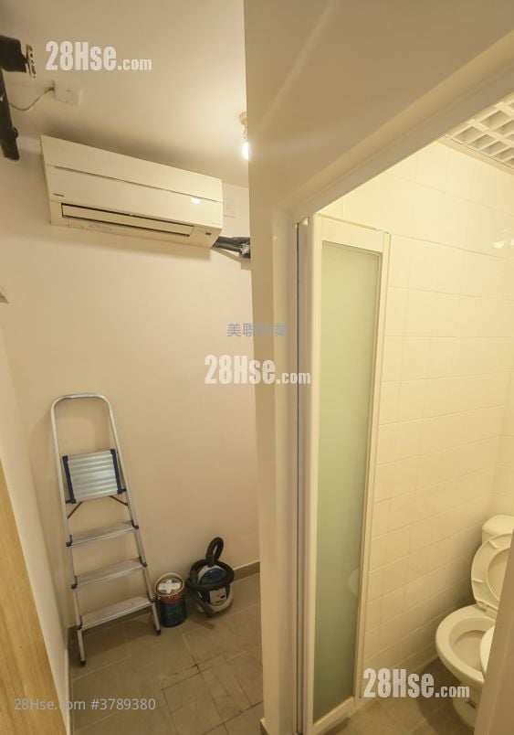 The Riverpark Sell 4 Bedrooms , 2 Bathrooms 1,168 ft²