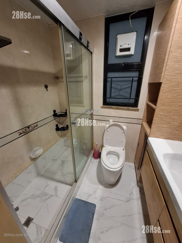 Villa Pinada House Rental 2 Bedrooms , 2 Bathrooms 574 ft²