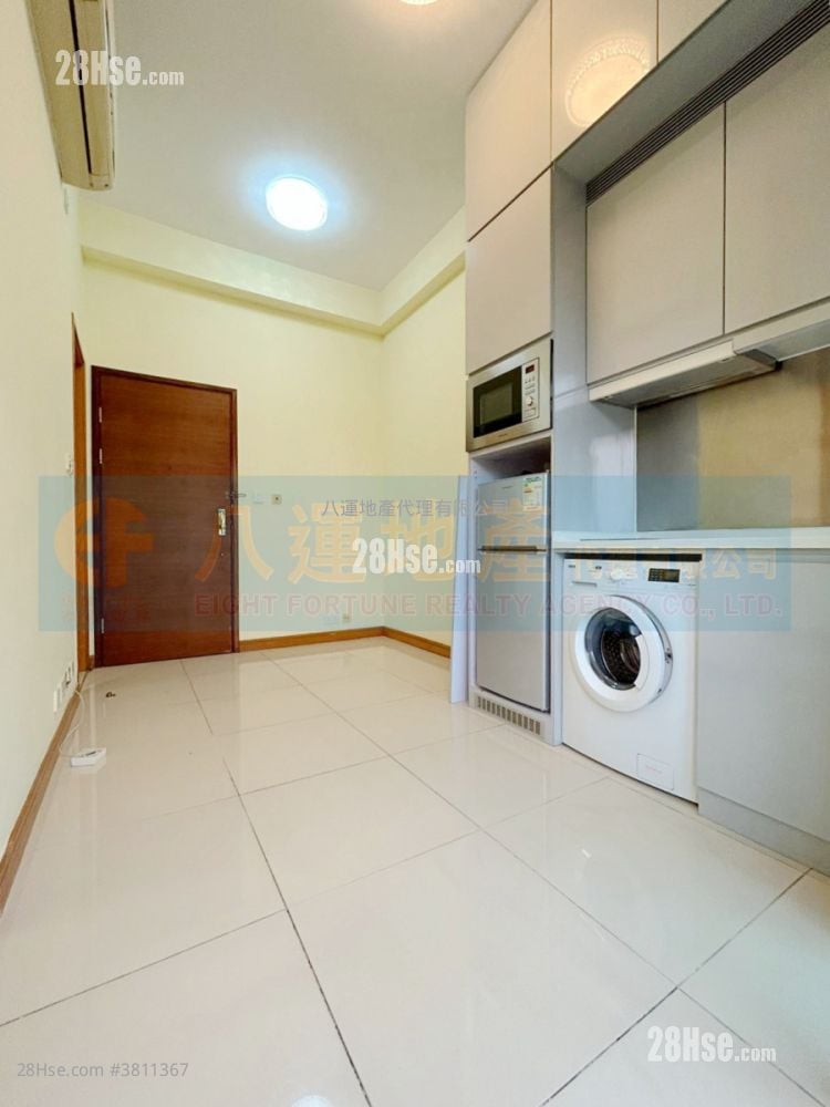 One New York Sell 1 Bedroom , 1 Bathroom 242 ft²