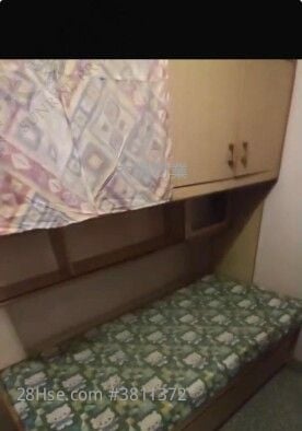 Cheong Shing Court Sell 3 Bedrooms 445 ft²