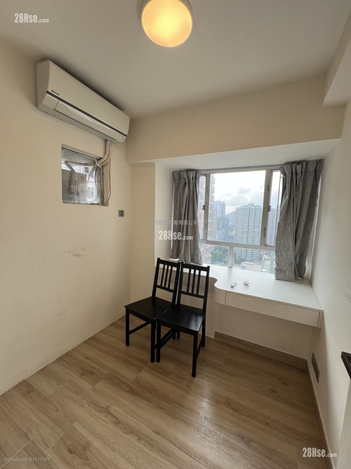 Sheungshui Town Center Sell 2 Bedrooms 401 ft²