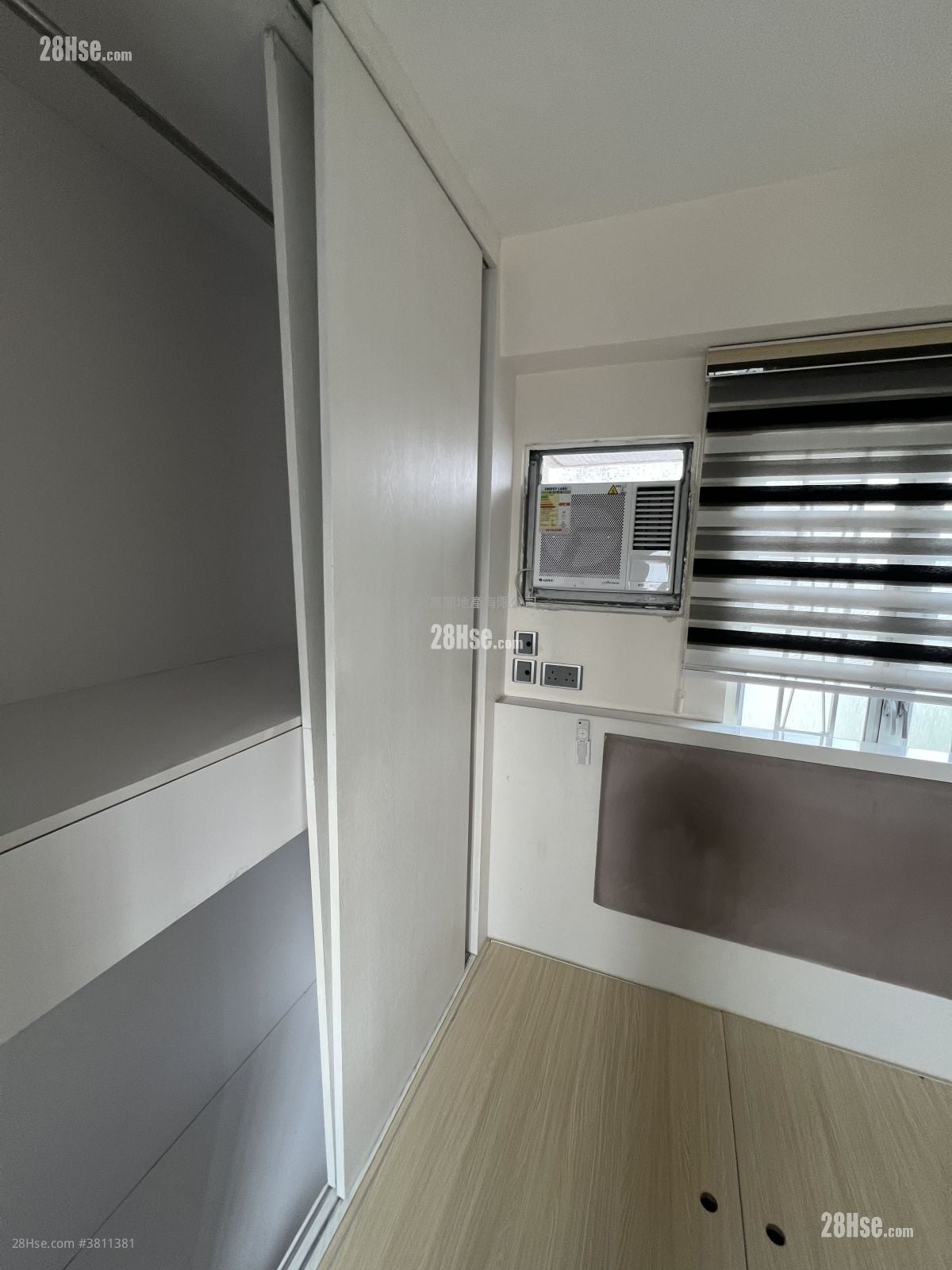 Sheungshui Town Center Sell 2 Bedrooms 401 ft²