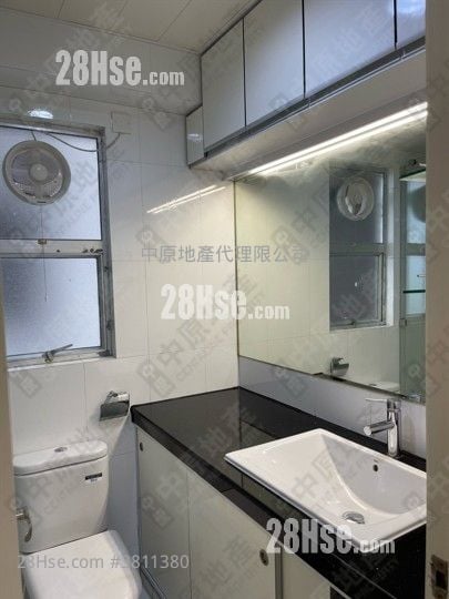 Uptown Plaza Sell 2 Bedrooms , 1 Bathroom 489 ft²