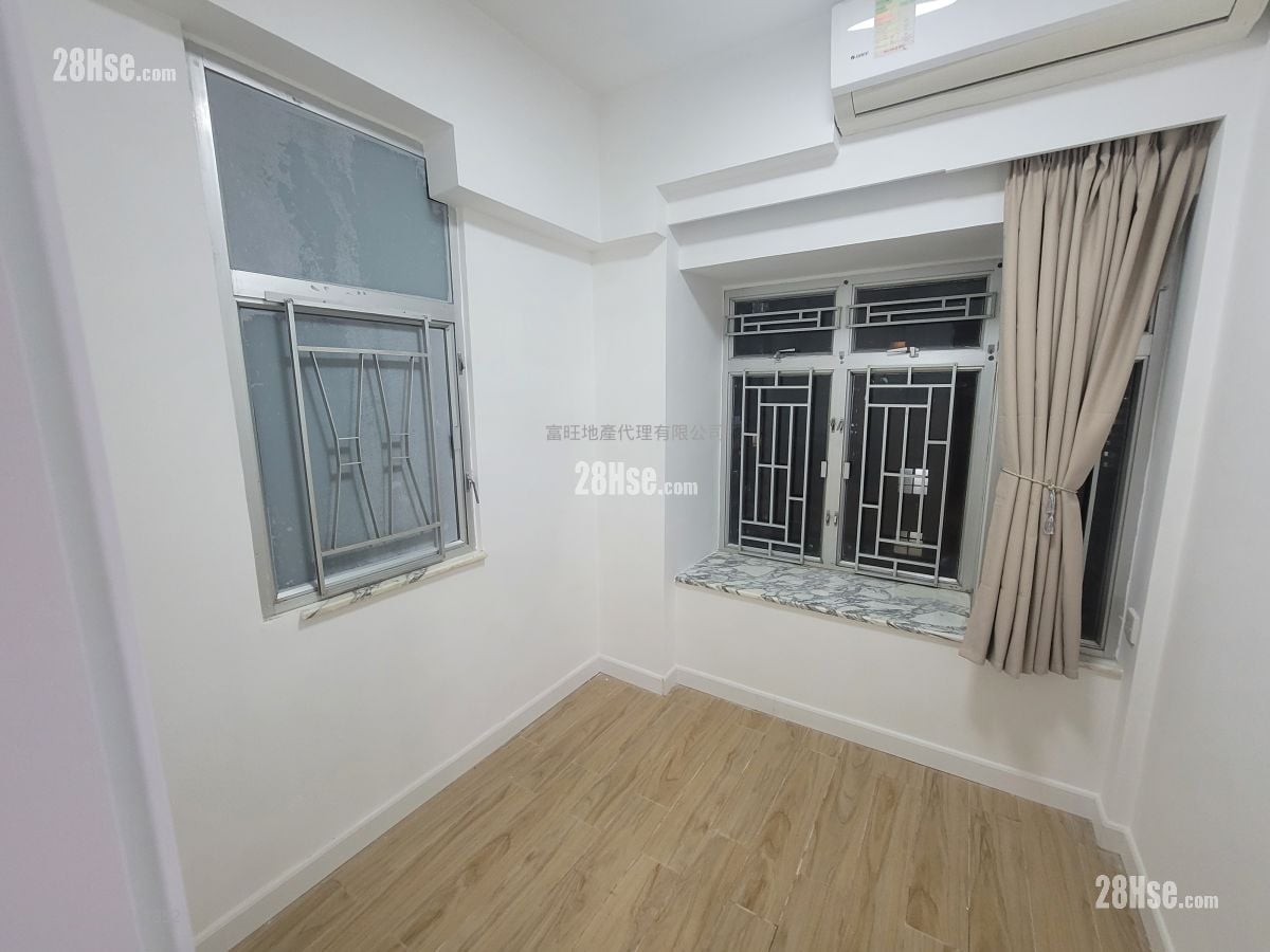 鸿威大厦 售盘 2 房 , 1 浴室 306 平方尺