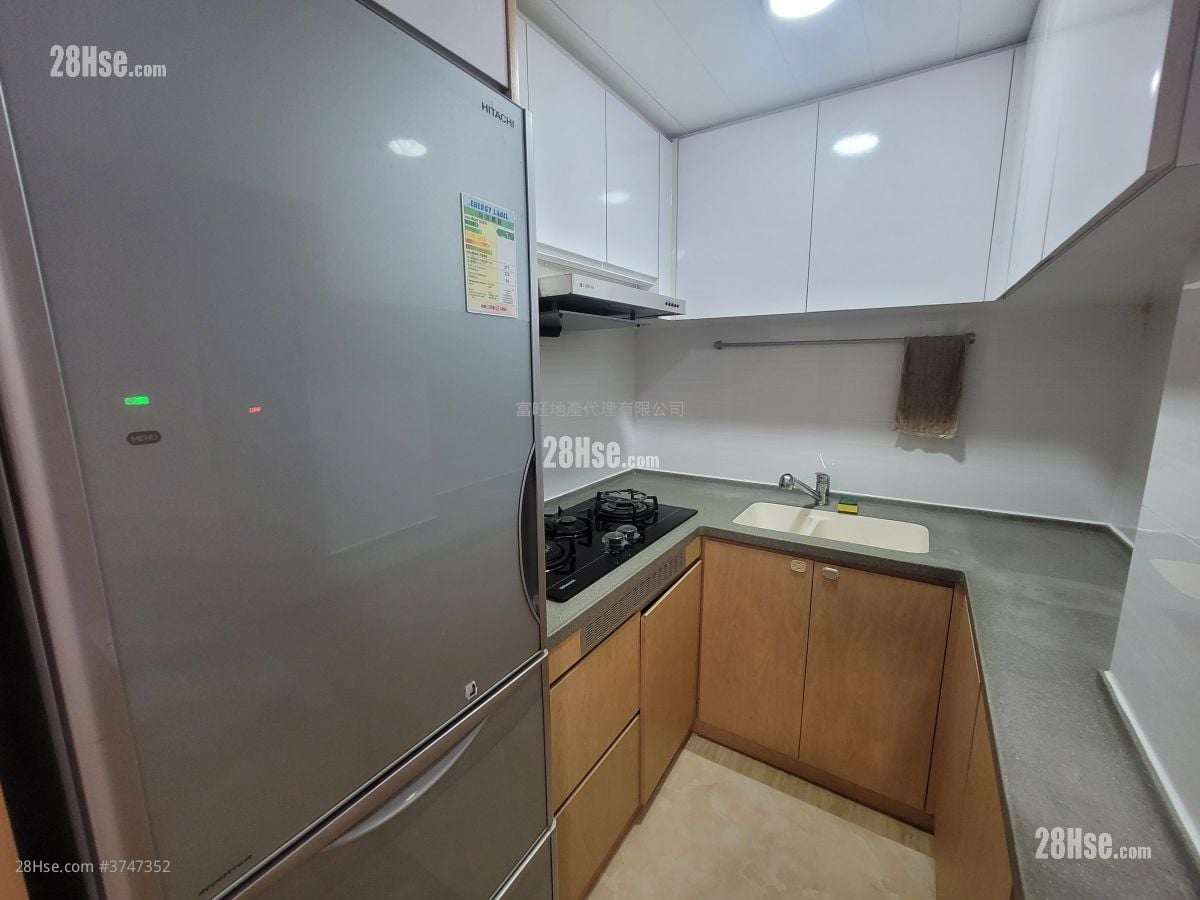 鸿威大厦 售盘 2 房 , 1 浴室 306 平方尺