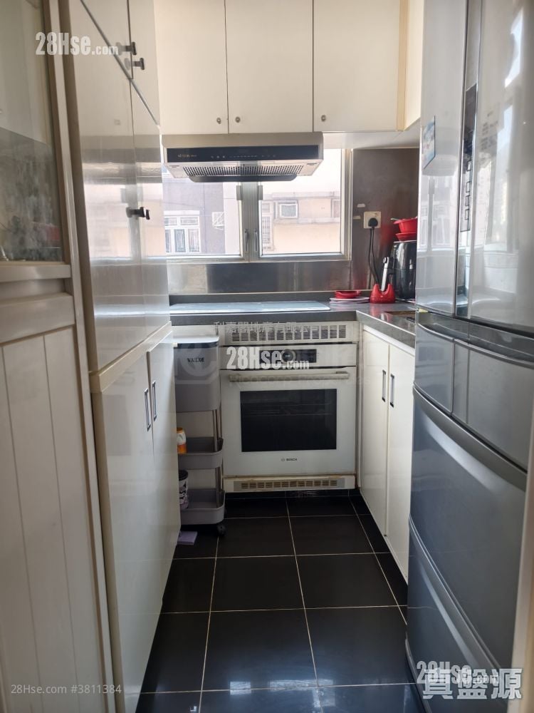 No.238 Fuk Wing Sell 2 Bedrooms , 1 Bathroom 343 ft²