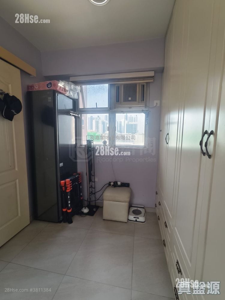 No.238 Fuk Wing Sell 2 Bedrooms , 1 Bathroom 343 ft²