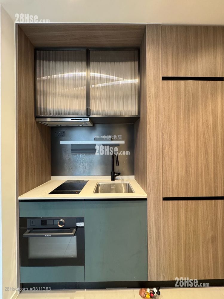 Larchwood 租盤 1 房 259 平方呎