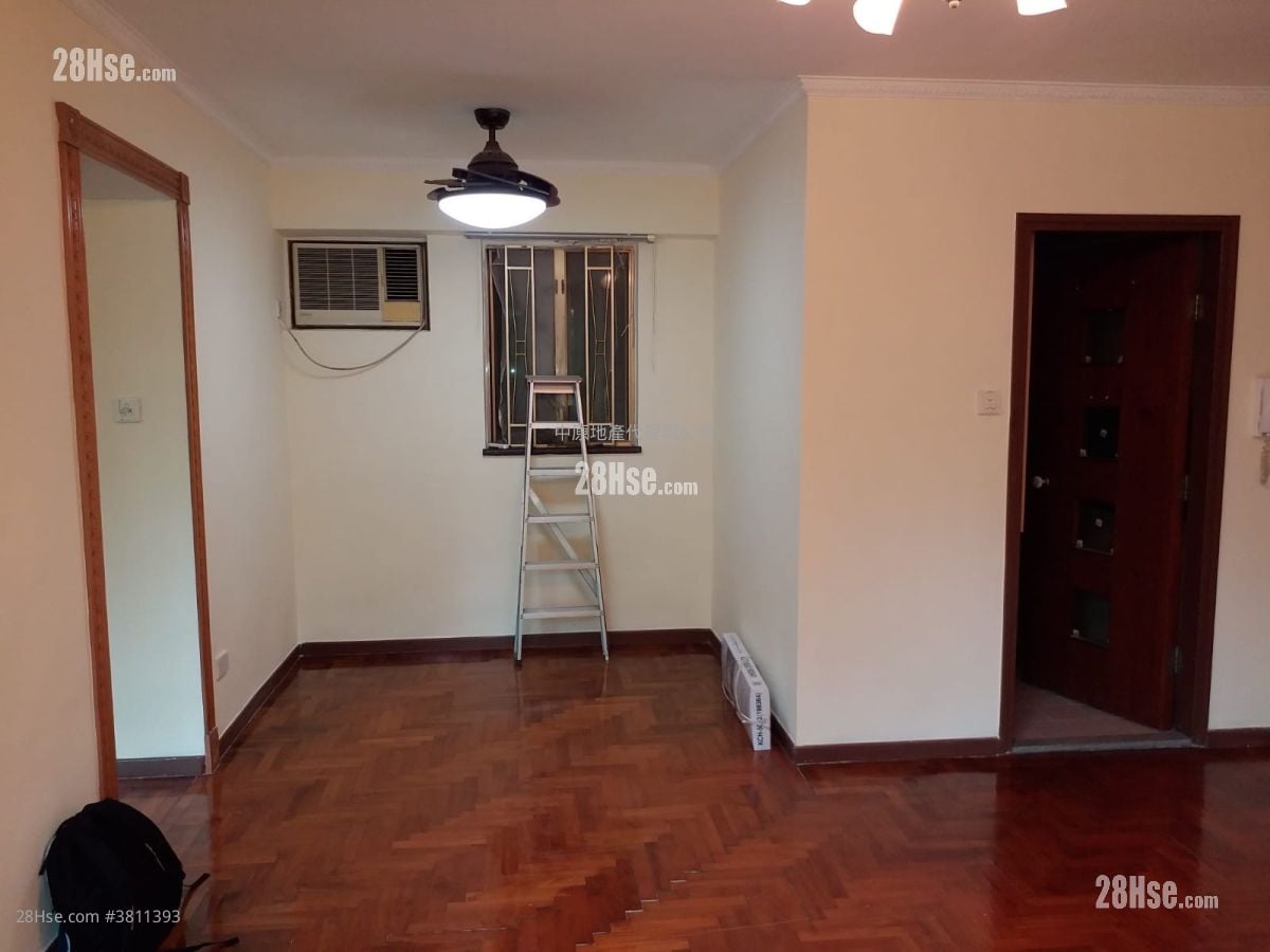 新峰花园 售盘 2 房 582 平方尺