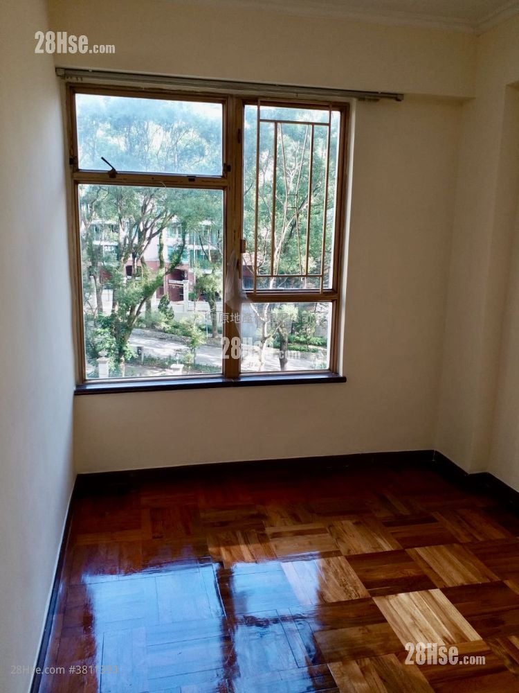 新峰花园 售盘 2 房 582 平方尺