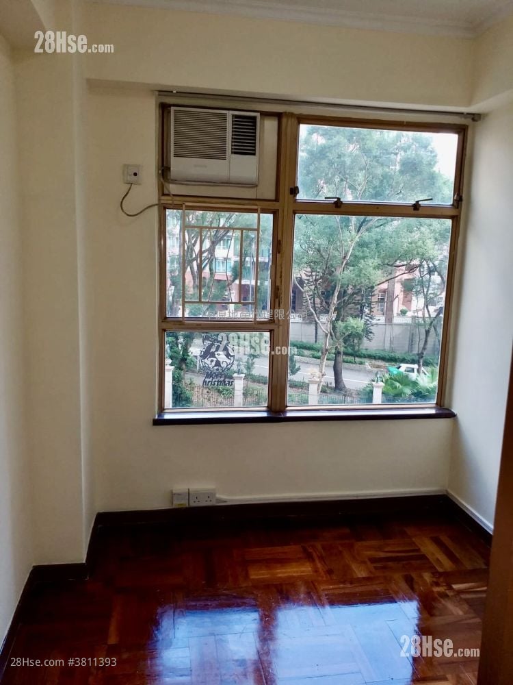 新峰花园 售盘 2 房 582 平方尺