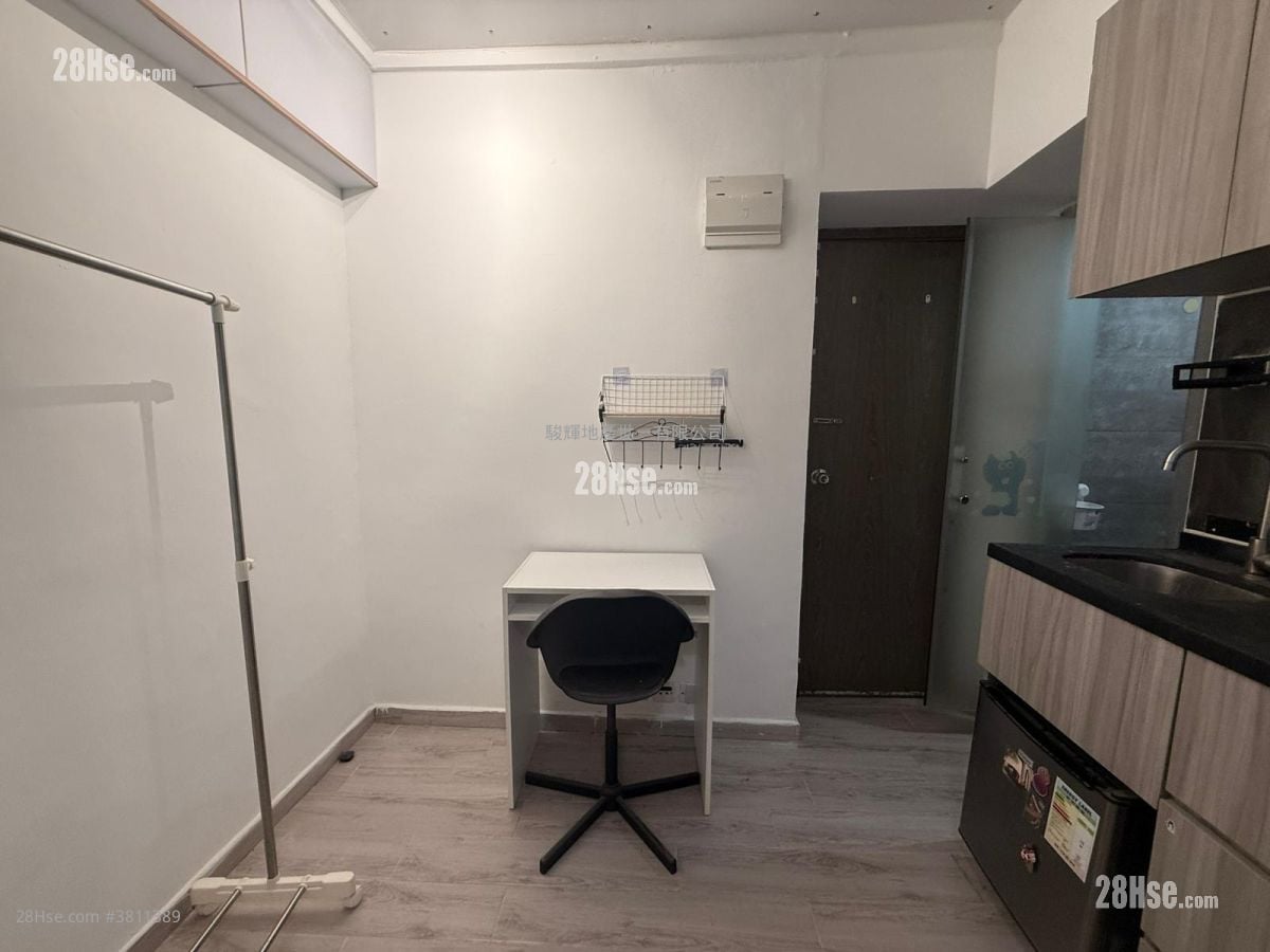 龍記大廈 租盤 1 浴室 150 平方呎