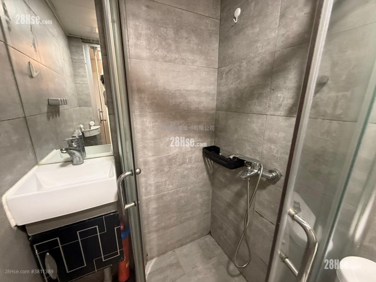 龍記大廈 租盤 1 浴室 150 平方呎