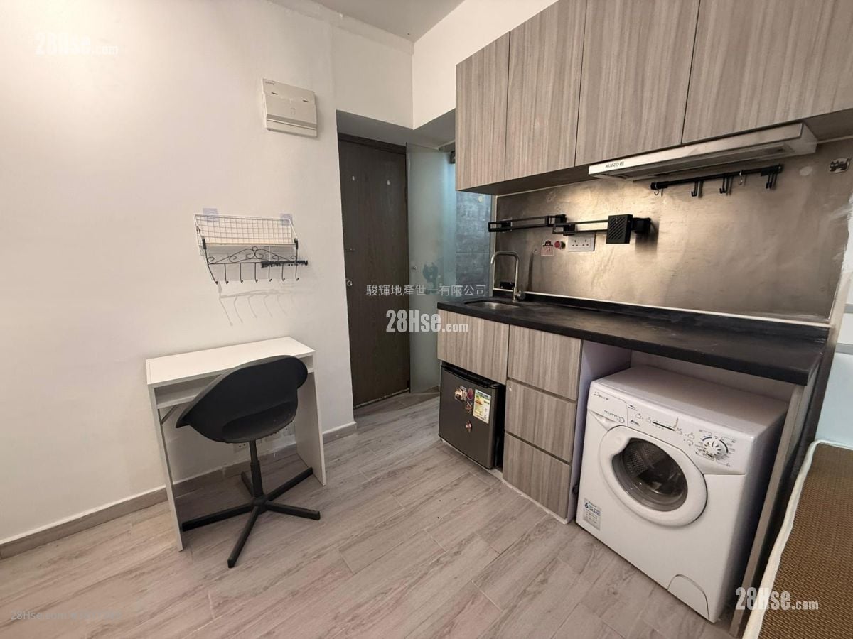 龍記大廈 租盤 1 浴室 150 平方呎