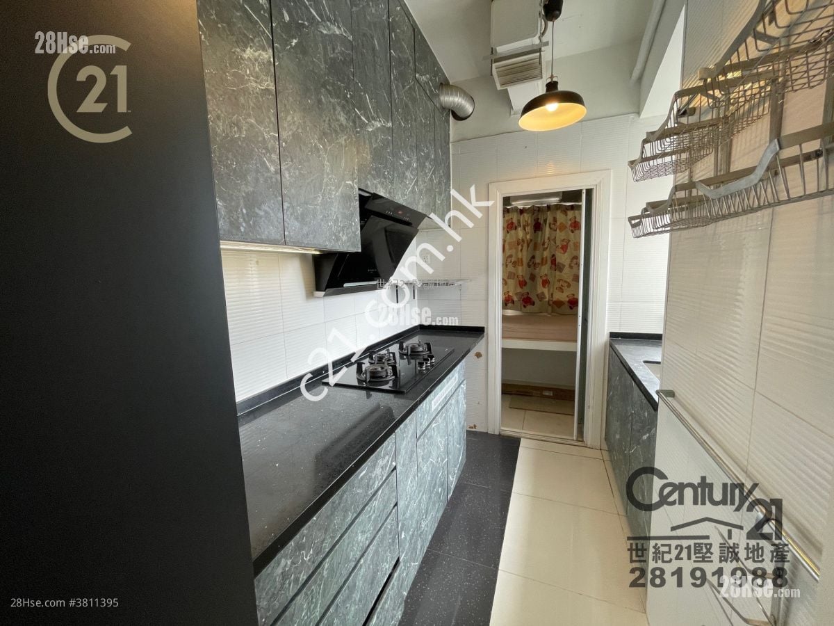 怡峰 租盘 3 房 , 2 浴室 817 平方尺