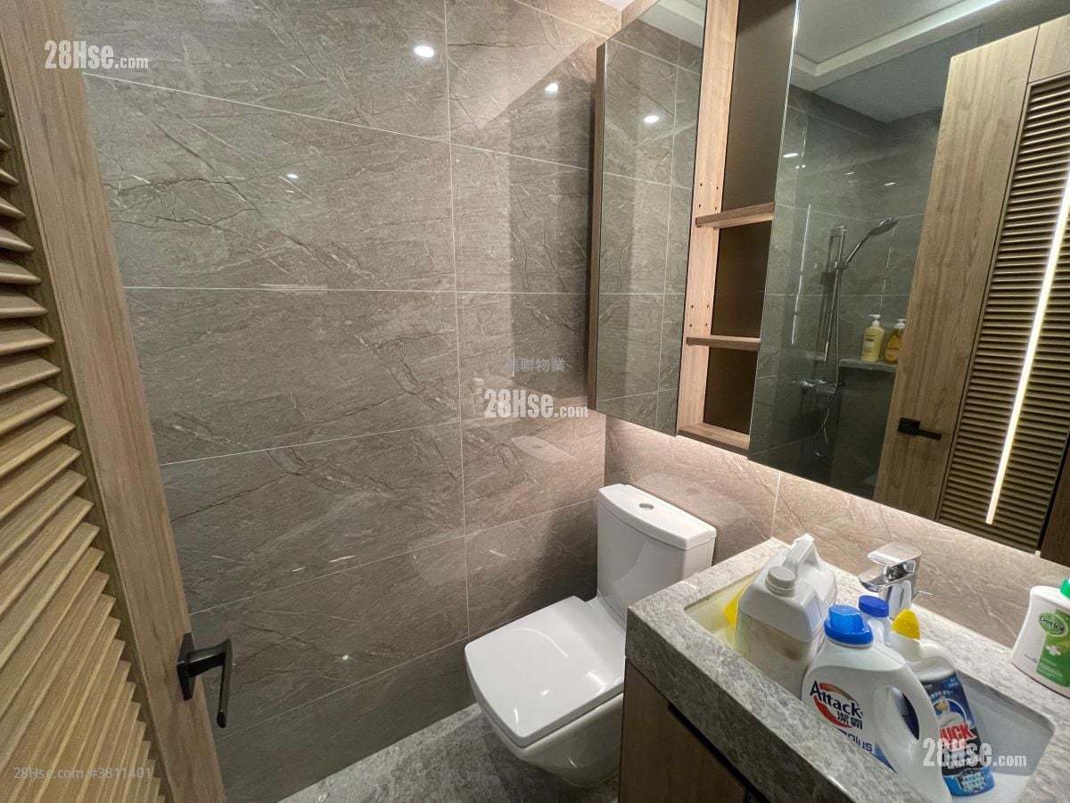 Centra Horizon Rental 1 Bedroom , 1 Bathroom 313 ft²