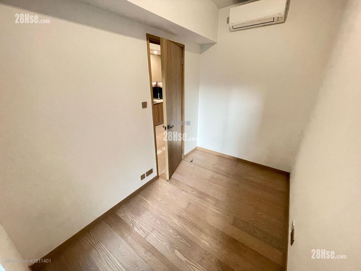 Centra Horizon Rental 1 Bedroom , 1 Bathroom 313 ft²