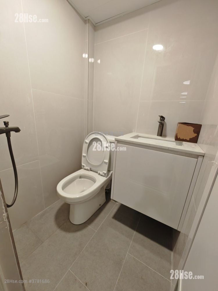 Po Shing Industrial Building Rental 200 ft²