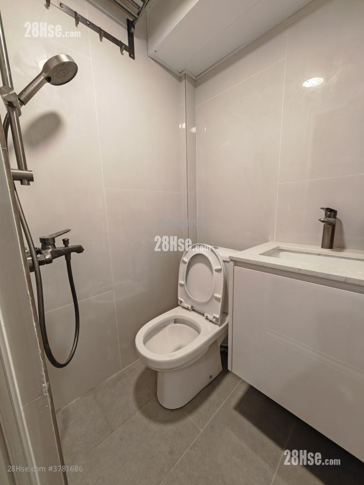 Po Shing Industrial Building Rental 200 ft²