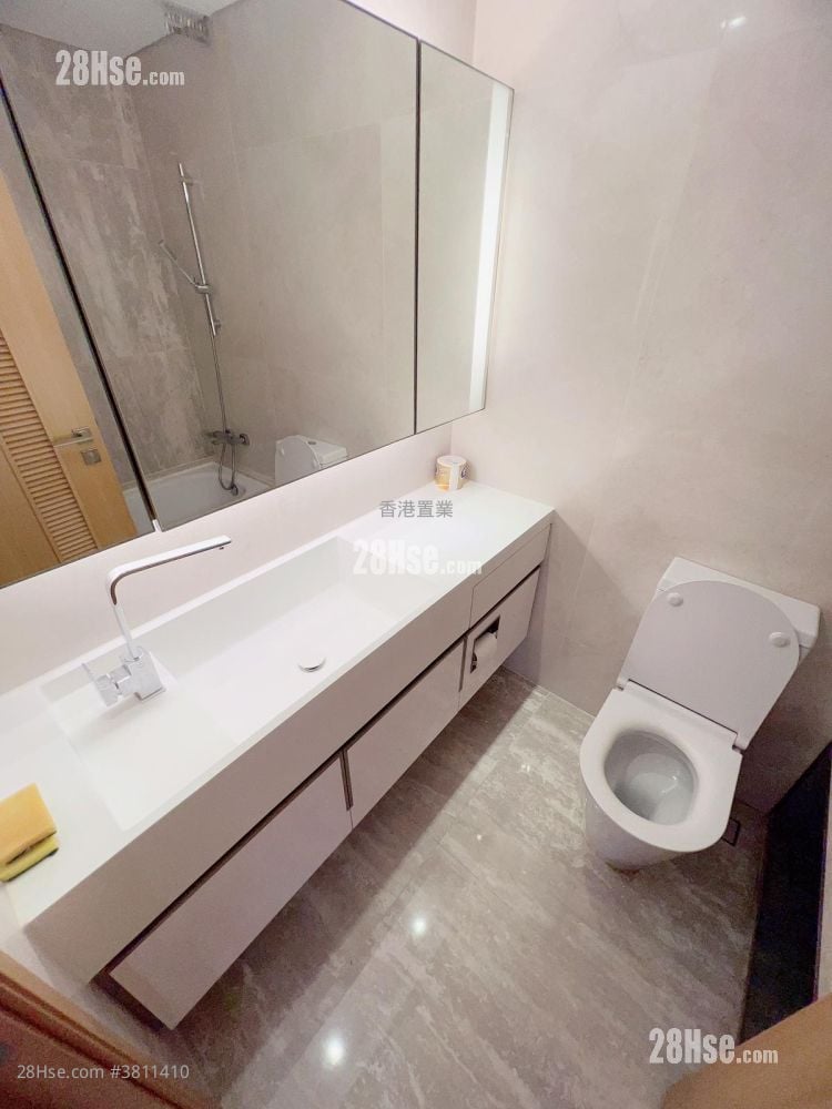 One Kai Tak(I) Sell 2 Bedrooms 531 ft²