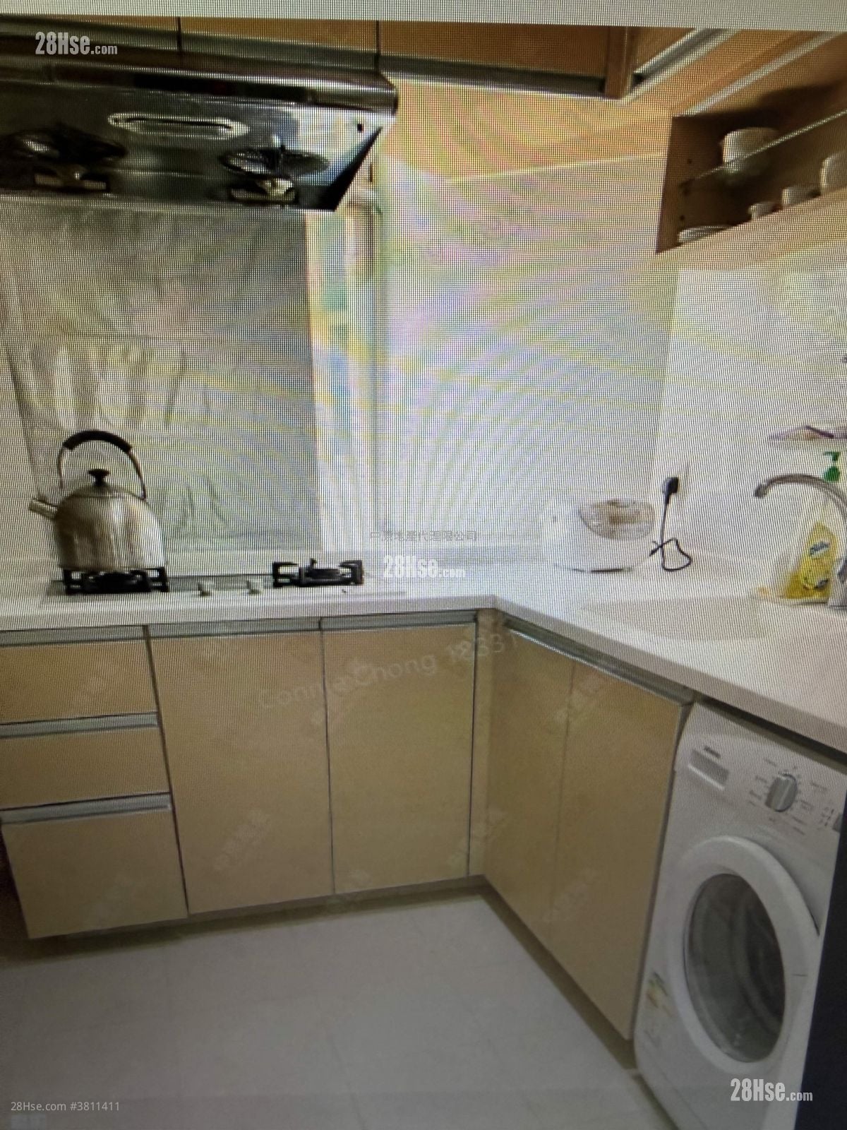 新峰花园 售盘 3 房 , 2 浴室 918 平方尺