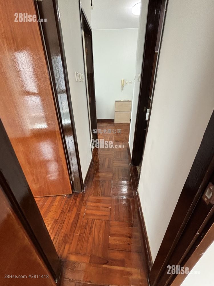 Flourish Mansion Rental 2 Bedrooms , 1 Bathroom 405 ft²